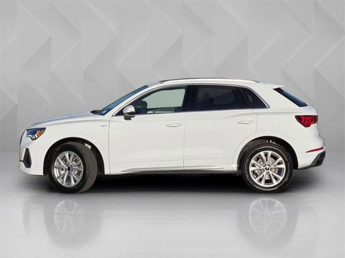 New 2025 Audi Q3 2.0T Premium image 3