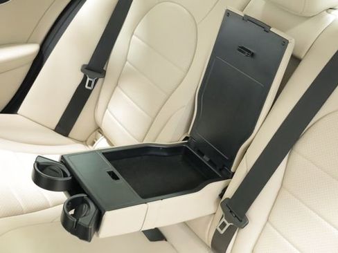 Used 2021 Mercedes-Benz C 300 Sedan image 36