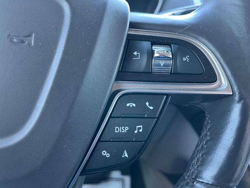 Used 2019 Lincoln Nautilus Reserve image 15