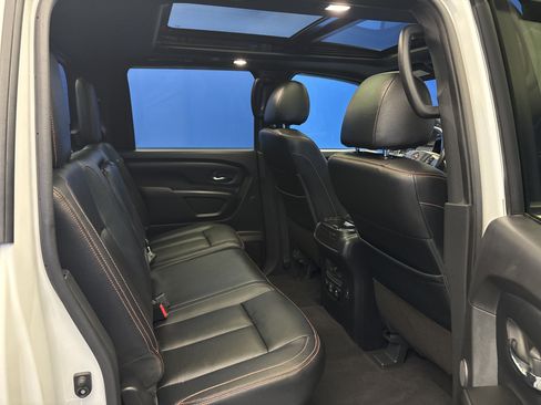 Used 2023 Nissan Titan PRO-4X w/ Pro-4x Convenience Package AWD/4WD image 29