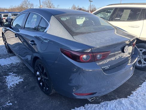 Used 2024 MAZDA MAZDA3 s image 2