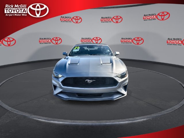 Used 2021 Ford Mustang Premium RWD image 3