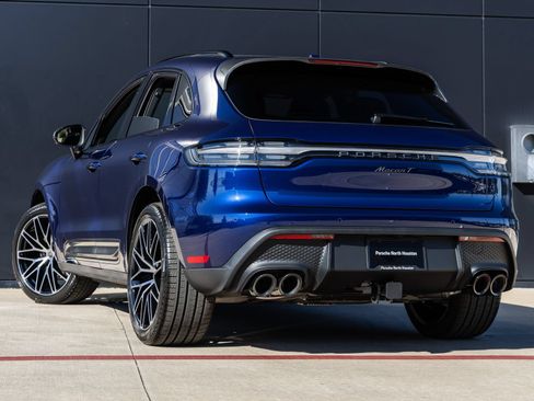 Certified 2026 Porsche Macan Turbo AWD/4WD image 3