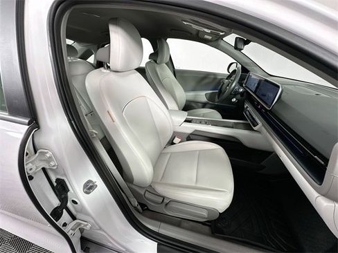 Used 2023 Hyundai Ioniq 6 SEL image 29