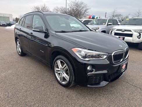 Used 2017 BMW X1 xDrive28i image 11