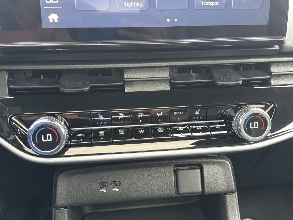 Used 2024 Honda Prologue Touring image 17