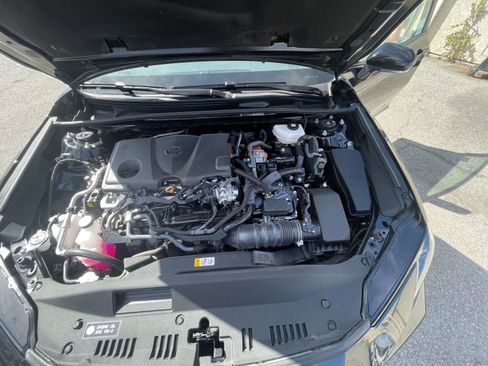 Used 2025 Toyota Camry LE image 33