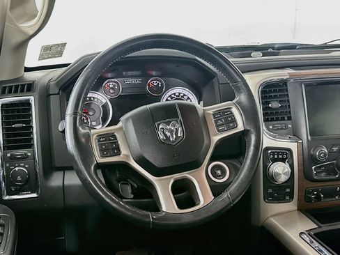 Used 2015 RAM 1500 Laramie w/ Convenience Group AWD/4WD image 17