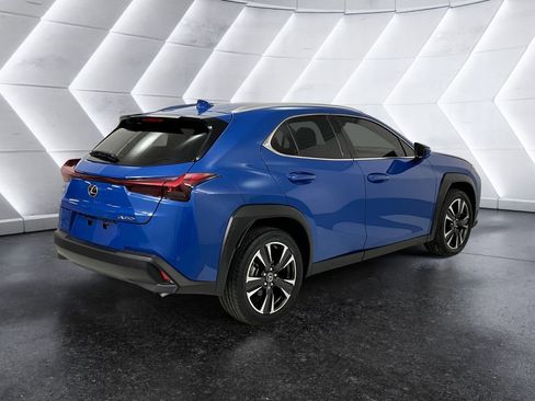 Used 2024 Lexus UX 250h FWD image 4
