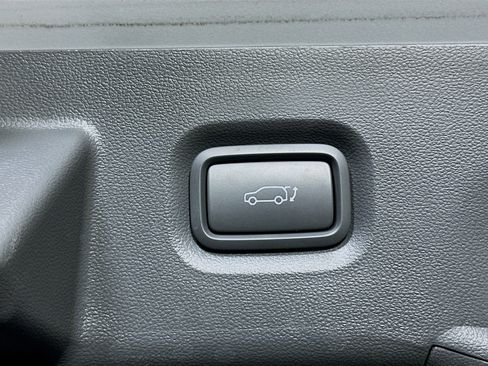 Used 2024 Hyundai Ioniq 5 SEL image 28