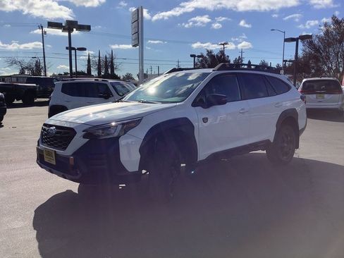 Used 2022 Subaru Outback Wilderness image 5