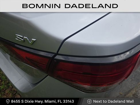 Used 2022 Nissan Sentra SV w/ All-Weather Package image 5