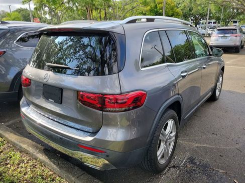 Used 2023 Mercedes-Benz GLB 250 image 3
