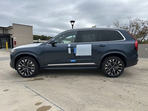 New 2026 Volvo XC90 B6 Plus w/ Protection Package Premier image 4