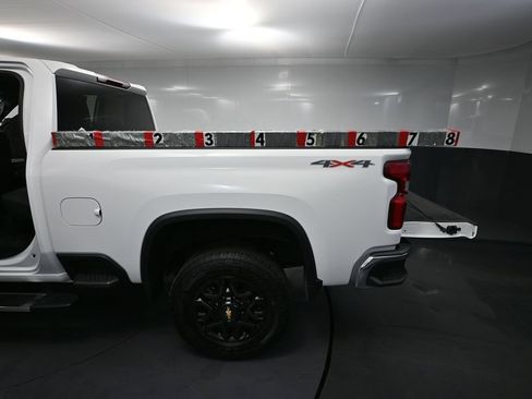 Used 2022 Chevrolet Silverado 2500 LTZ w/ Safety Package AWD/4WD image 42