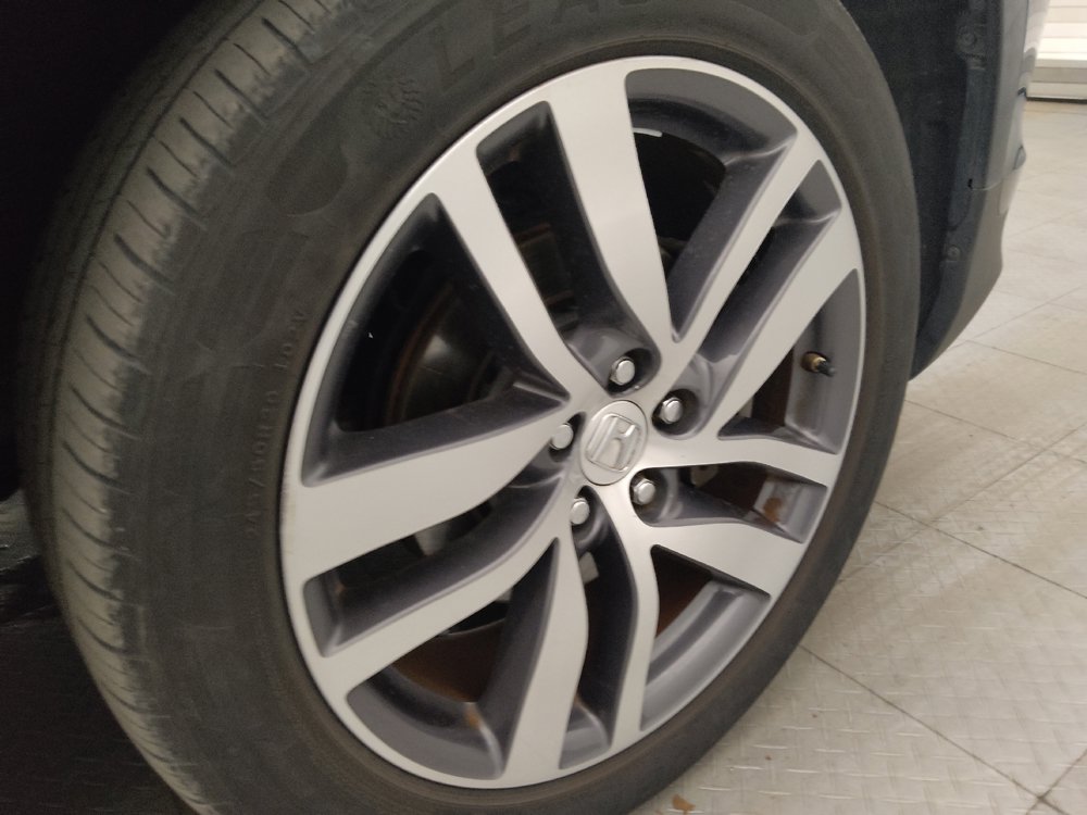 Used 2017 Honda Pilot Elite image 31