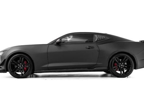 Used 2021 Chevrolet Camaro SS w/ Redline Edition image 9