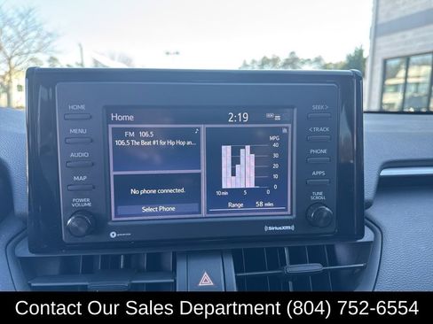 Used 2021 Toyota RAV4 LE image 19