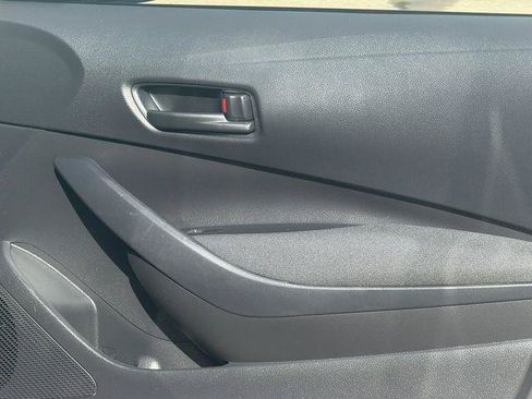 Certified 2025 Toyota Corolla LE FWD image 17