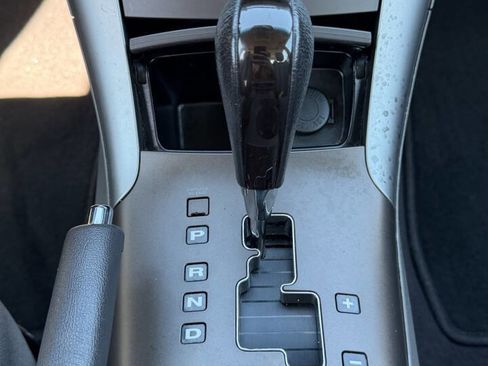 Used 2010 Hyundai Sonata Limited w/ Navigation Pkg 6 image 14