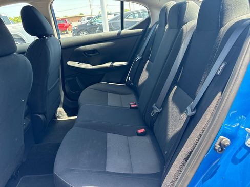 Used 2025 Nissan Sentra SV FWD image 7