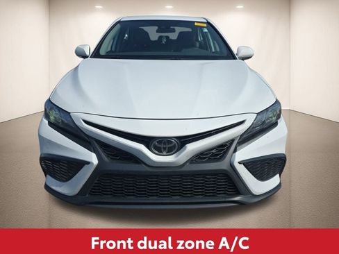 Used 2024 Toyota Camry SE image 16