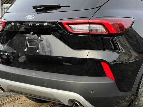 New 2026 Ford Escape Active w/ Active Premium Tech Pack image 5