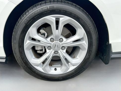 Used 2025 Honda Accord LX image 27