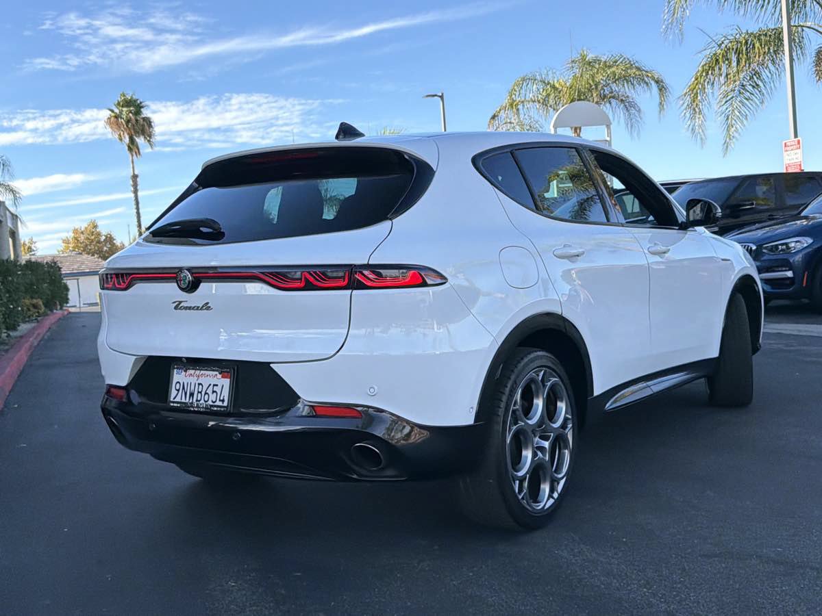 Used 2024 Alfa Romeo Tonale Ti w/ Active Assist Package AWD/4WD image 12