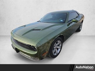 Used 2020 Dodge Challenger SXT video 1