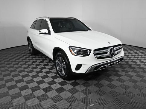 Certified 2022 Mercedes-Benz GLC 300 image 25