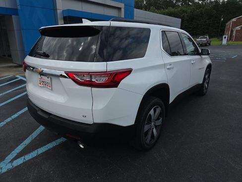 Used 2021 Chevrolet Traverse LT w/ LT Premium Package FWD image 10