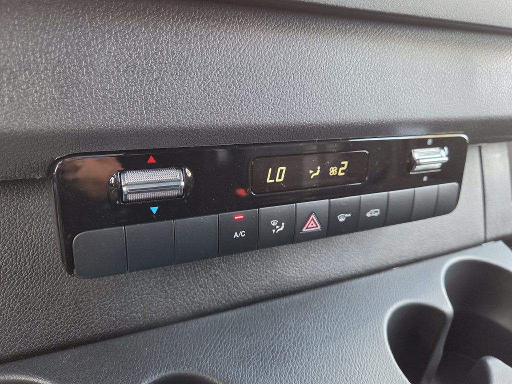 Used 2026 Mercedes-Benz Sprinter 2500 image 11