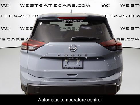 Used 2026 Nissan Rogue SV FWD image 4