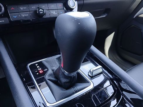 Used 2024 Jeep Compass Limited AWD/4WD image 14