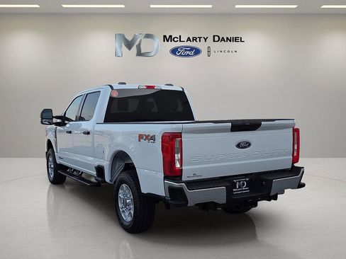 New 2026 Ford F250 XLT image 4