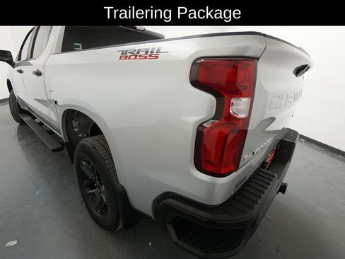 Used 2019 Chevrolet Silverado 1500 Custom Trail Boss w/ Custom Convenience Package AWD/4WD image 6