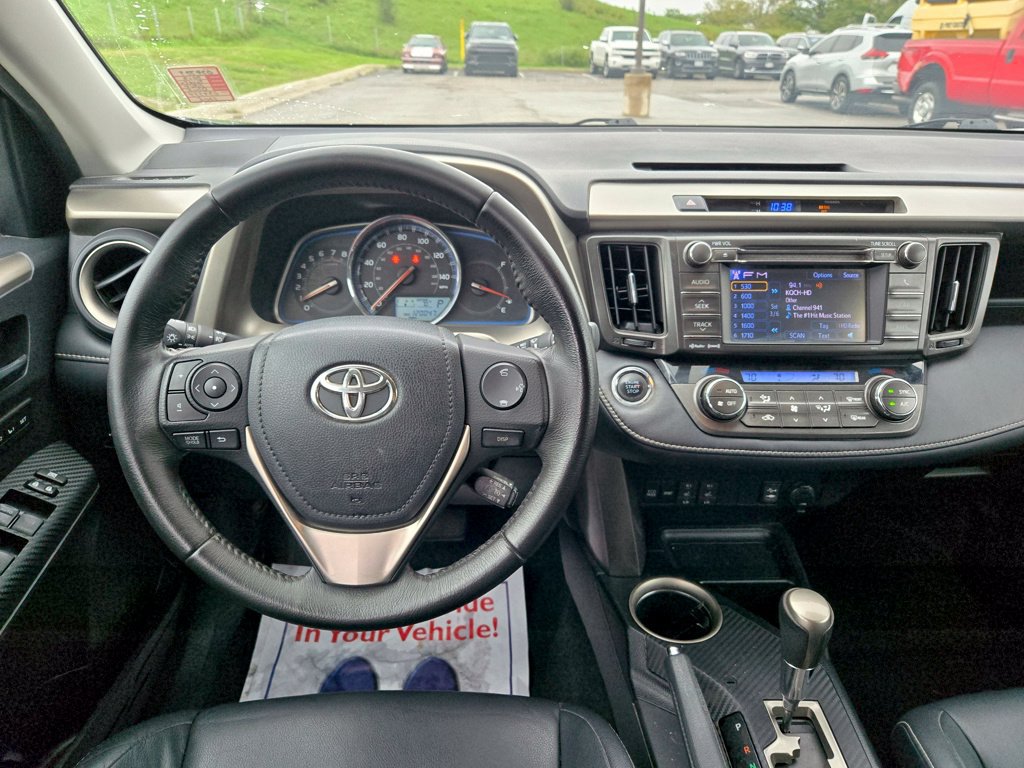 Used 2013 Toyota RAV4 Limited AWD/4WD image 17