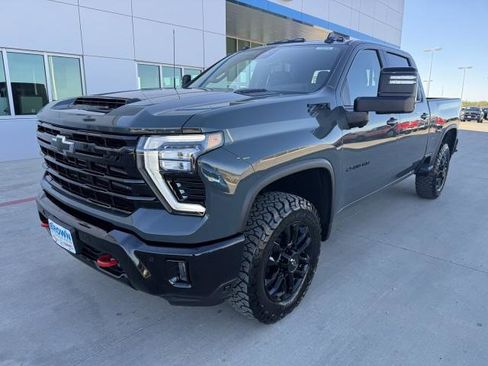 New 2026 Chevrolet Silverado 2500 LT w/ Trail Boss Package image 4