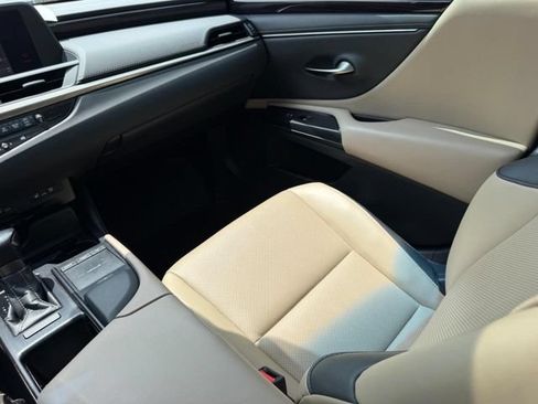 Used 2021 Lexus ES 350 w/ Premium Package FWD image 16