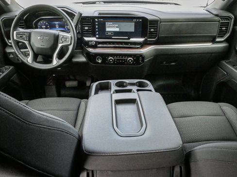 Used 2024 Chevrolet Silverado 1500 RST AWD/4WD image 28