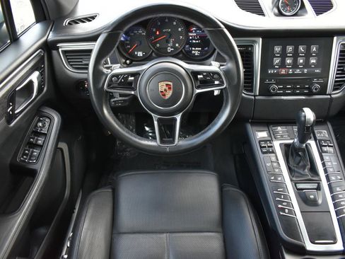 Used 2017 Porsche Macan GTS AWD/4WD image 12