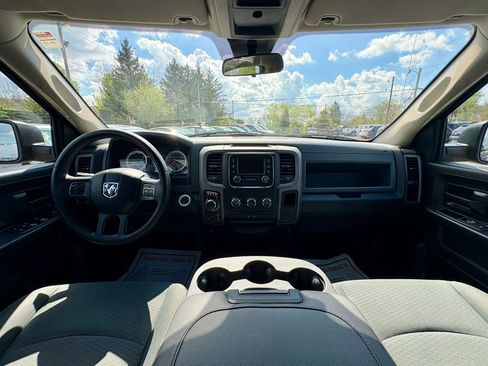 Used 2017 RAM 1500 Express w/ Black Ram 1500 Express Group image 23