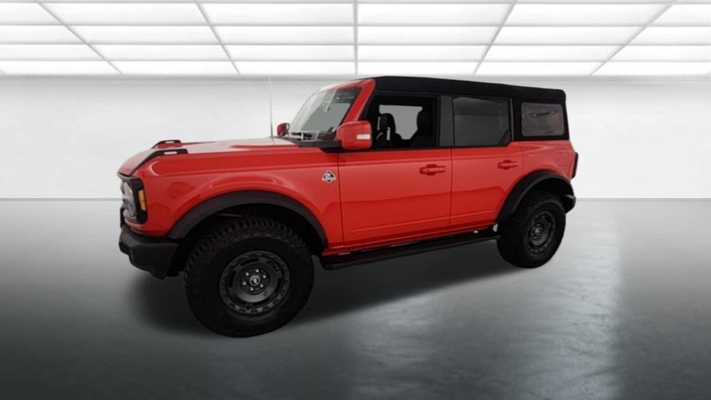 New 2024 Ford Bronco Outer Banks AWD/4WD image 3