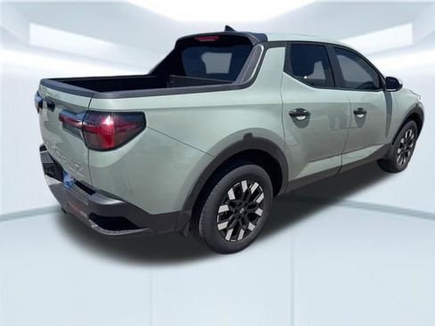Used 2025 Hyundai Santa Cruz SE FWD image 6