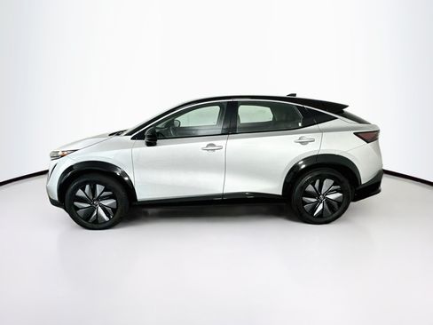 Used 2023 Nissan Ariya FWD image 4