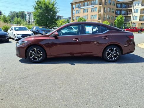 Used 2025 Nissan Sentra SV FWD image 34