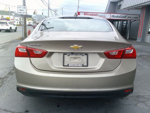 Used 2023 Chevrolet Malibu LT FWD image 4