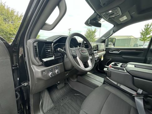 New 2025 GMC Sierra 2500 SLE w/ SLE Value Package; image 11