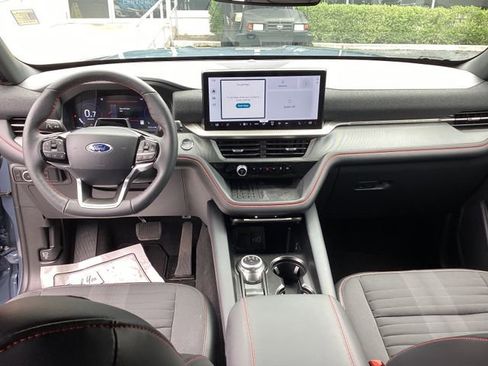Used 2025 Ford Explorer ST-Line w/ Premium Package RWD image 20